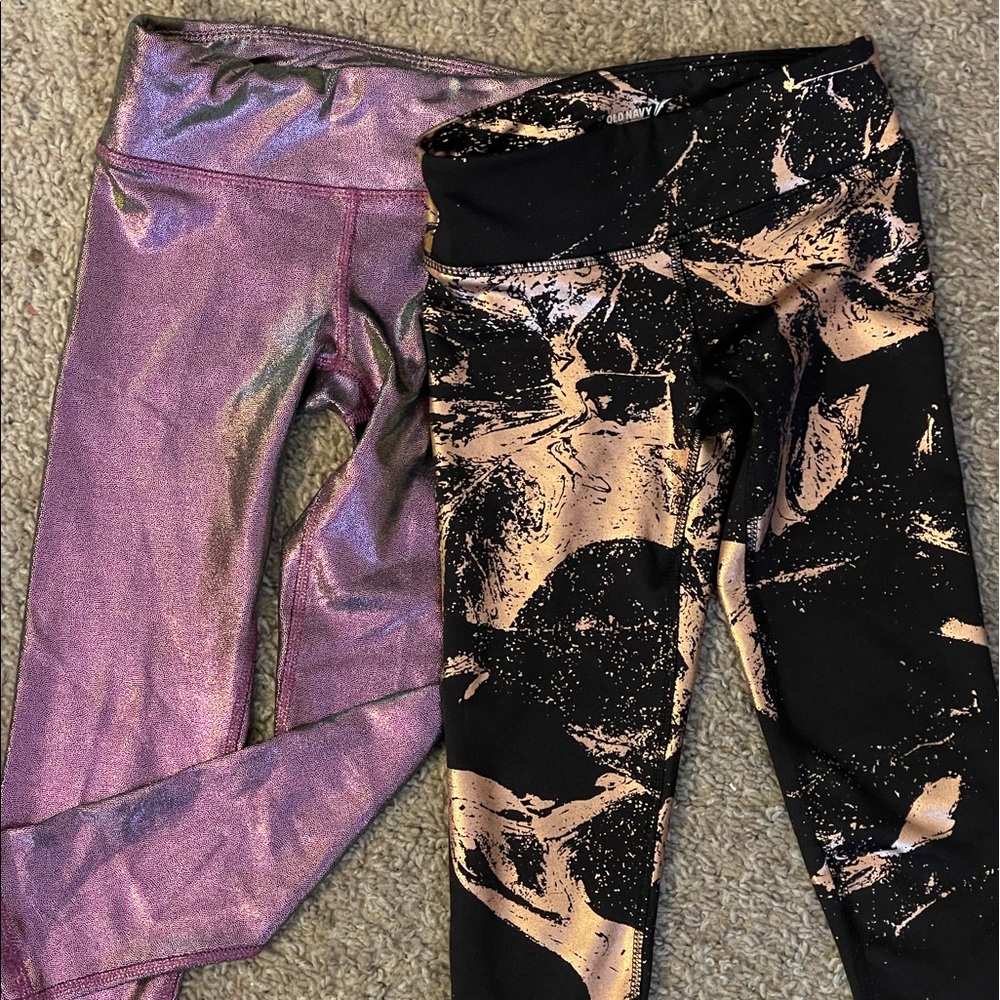 SOLD! Old Navy HTF Active Leggings - NWOT
